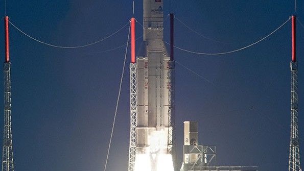 Start rakiety nośnej Ariane 5 - fot. ESA