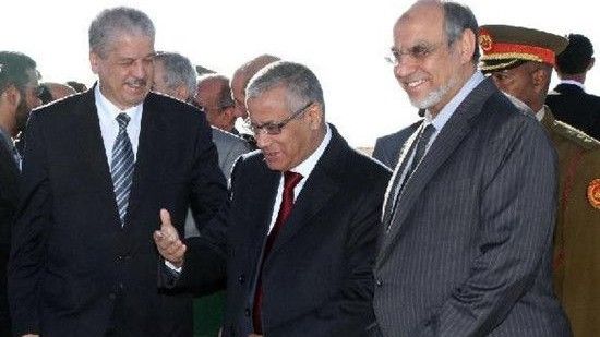 Od prawej premierzy: Algierii Abdelmalek Sellal, Libii Ali Zidan i Tunezji Hamad Jebali - fot. Xinhua