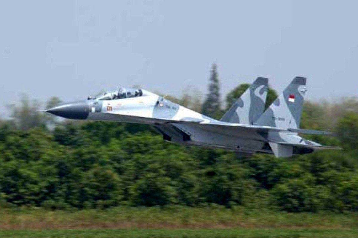 Myśliwiec Su-30 zjechał z pasa startowego. Nie zadziałały hamulce