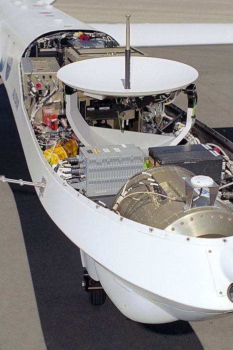 Drony MQ-9 Reaper mogą prowadzić łączność z wykorzystaniem tańszych satelitów komunikacyjnych o niestabilnej orbicie – fot. NASA