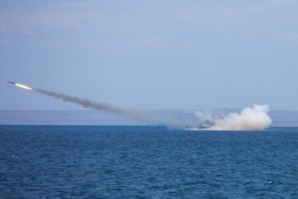 Rosyjskie okręty wykonały ćwiczebne strzelanie rakietowe na Morzu Czarnym – fot. structure.mil.ru