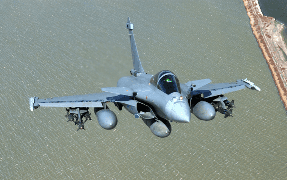 Indie mogą pozyskać ponad 100 francuskich myśliwców Rafale, jednak kontrakt nie został jeszcze sfinalizowany. Fot. Dassault Aviation.