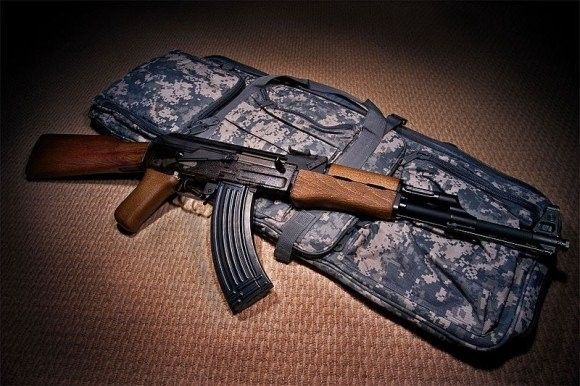 AK-47 Kałasznikow. –for. flickr