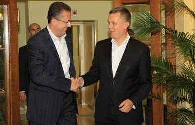 Minister obrony Słowacji (po lewej) i szef MON-u Tomasz Siemoniak podczas wizyty delegacji Słowacji w Warszawie - fot. chor. Artur Zakrzewski (DPI MON)