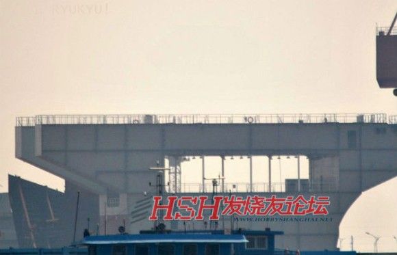 Chiny prawdopodobnie rozpoczęły budowę swojego drugiego lotniskowca – fot. HSH