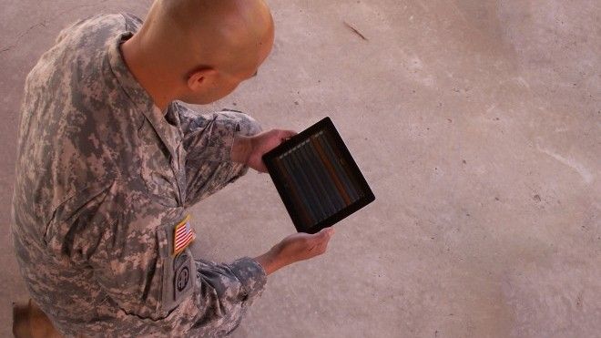 fot. U.S. Army Czy niebawem tablety zastąpią tłumaczy w oddziałach bojowych?
