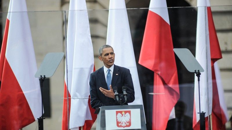 Wybór Baracka Obamy Estonii jako celu wizyty tuż przed szczytem NATO nie jest przypadkowy, choćby biorąc pod uwagę przeznaczanie przez ten kraj 2 % PKB na obronę narodową. Na zdjęciu prezydent USA podczas czerwcowej wizyty w Polsce. Fot. Mission of the United States of America to Poland/flickr.