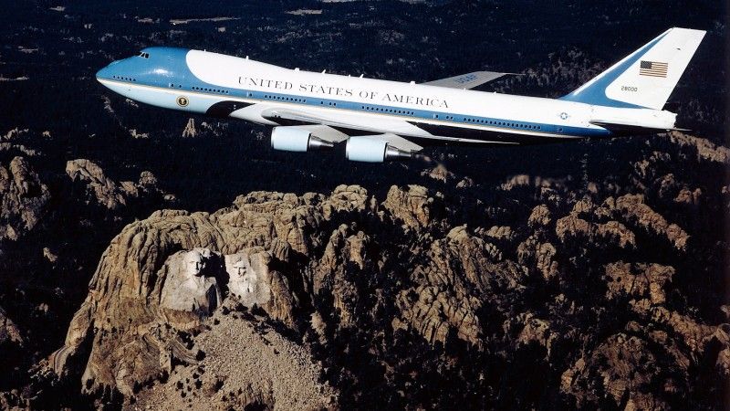 VC-25, najbardziej znany rządowy Boeing 747 starszej generacji - fot. USAF