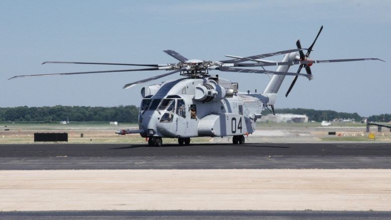 Przylot śmigłowca CH-53K King Stallion do bazy lotnictwa morskiego Patuxent River. Fot. US Navy