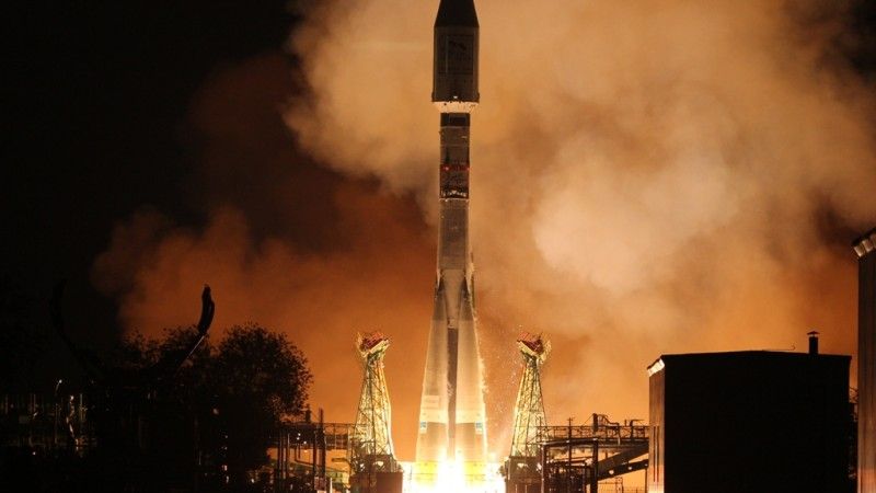 Start rakiety Sojuz z satelitą Metop-B - fot. ESA