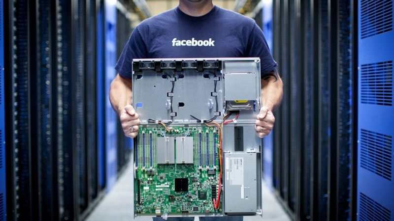 Facebook ujawnił skalę współpracy z amerykańskimi służbami - fot. http://brainstorming-articles.blogspot.com/