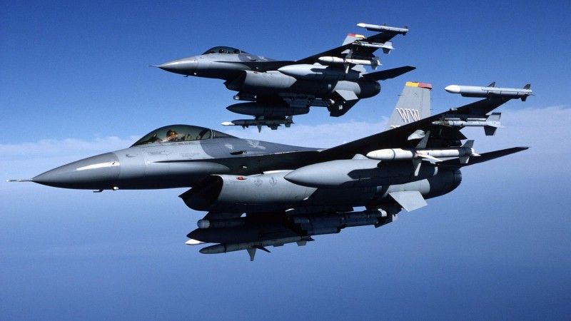 Rumunia chce kupić od Amerykanów wyposażenie dla swoich przyszłych dwunastu F-16 za prawie pół miliarda dolarów – fot. nosint.blogspot.com