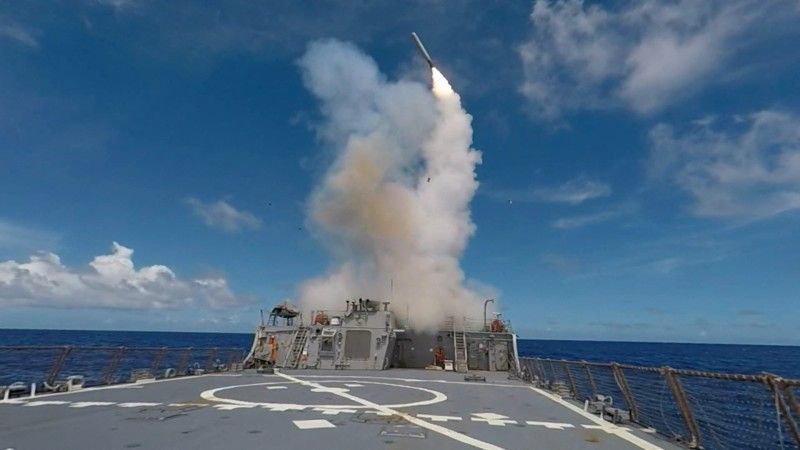 Odpalenie rakiety Tomahawk Land Attack Missile z niszczyciela typu Arleigh Burke USS „Stethem” (DDG 63) w czasie ćwiczeń Valiant Shield 2016 20 września 216 r. Fot. US Navy
