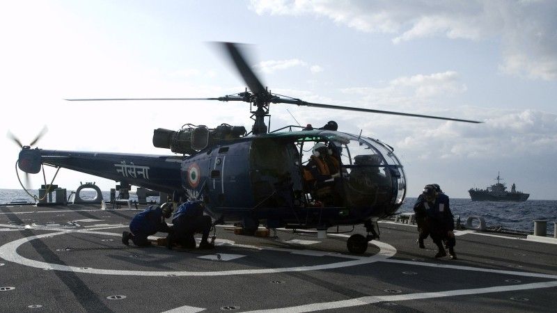 Hinduskie lotnictwo morskie chce kupić 56 nowych śmigłowców, które zastąpią używane obecnie HAL Chetak - fot. US Navy