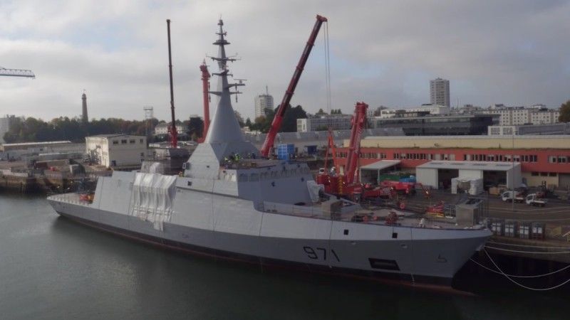 Korweta Gowind 2500 „Elfateh” z już zamontowanym modułem PSIM - fot. DCNS