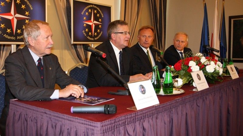 Prezydent Bronisław Komorowski na spotkaniu w SEA fot. SEA