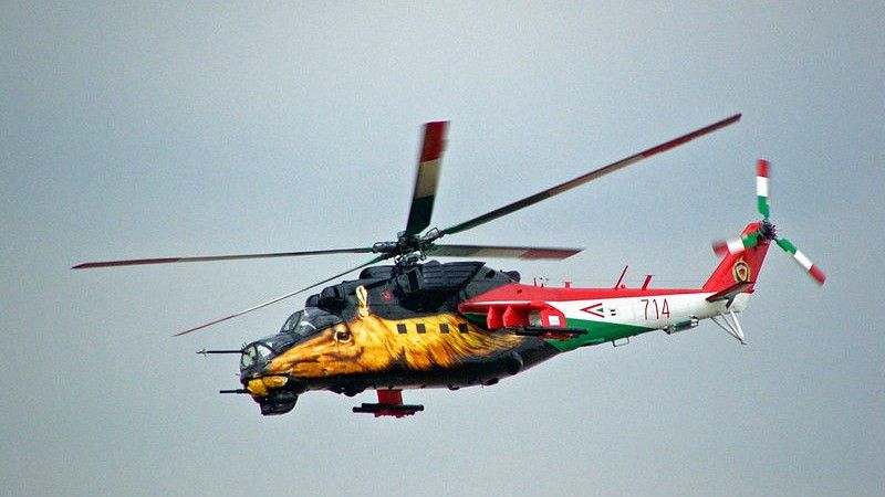 Węgierski Mi-24 w malowaniu okolicznościowym- fot. Wikipedia