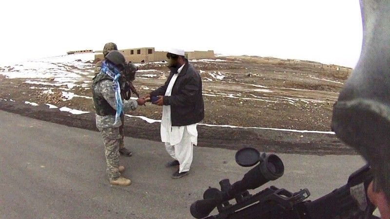 Żołnierze PKW Afganistan zatrzymali kolejnego groźnego terrorystę - fot. Dowództwo Operacyjne Sił Zbrojnych