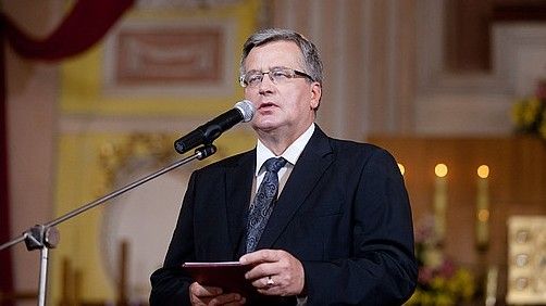 Bronisław Komorowski przemawia w katedrze w Łucku podczas obchodów 70 rocznicy Rzezi Wołyńskiej. Fot. prezydent.pl