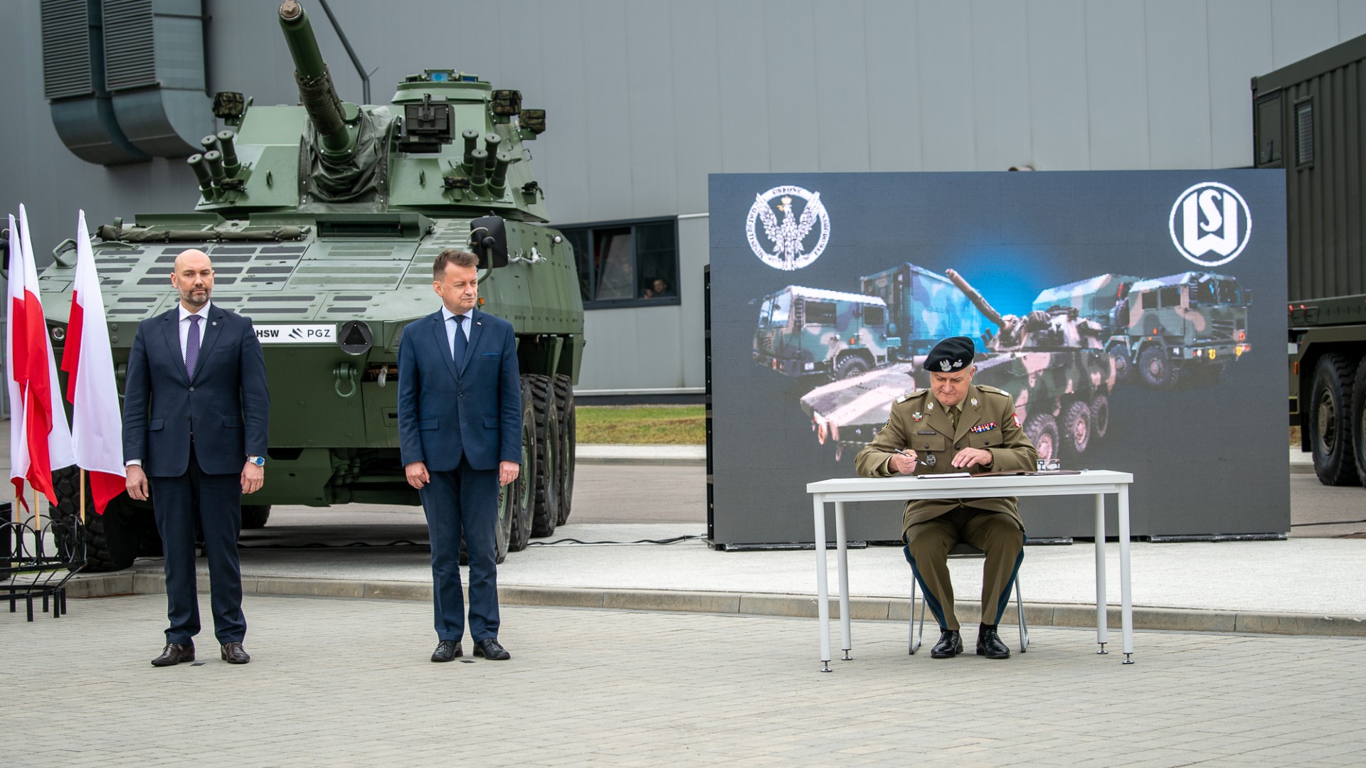 Środa Z Defence24.pl: Dyskusja O Ustawie Ws. PMG; Kontrakt Na ...