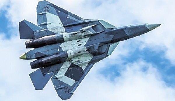 Su-57 nad Ukrainą. Z sowieckimi rakietami