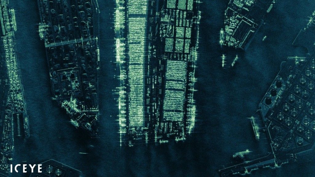 Podgląd radarowy ukazujący port w Rotterdamie - zobrazowanie z satelitów ICEYE. Fot. ICEYE [iceye.com]