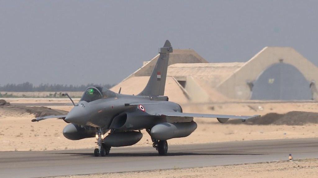 „Zwycięzca” - samolot Rafale egipskich sił powietrznych. Fot. Egipskie ministerstwo obrony/ Facebook