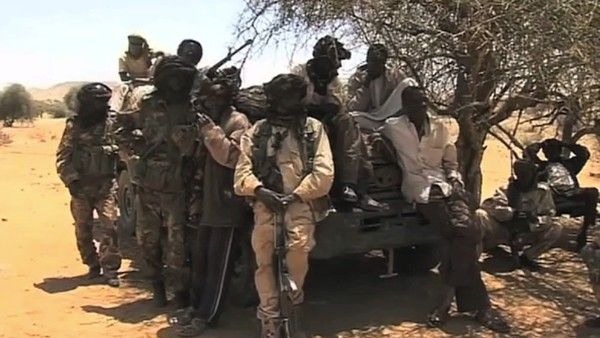 prorządowa milicja w Darfurze. Fot. Henry Ridgwell (VOA)/Wikimedia Commons/domena publiczna