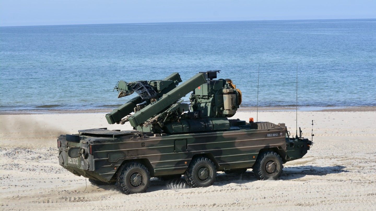 www.defence24.pl