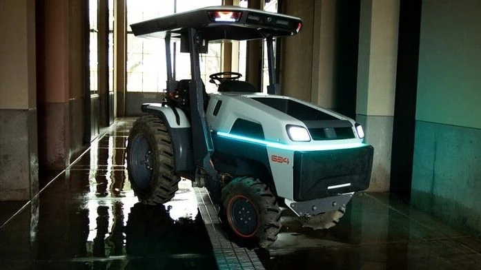 Elektryczny traktor firmy Monarch. Fot. Monarch
