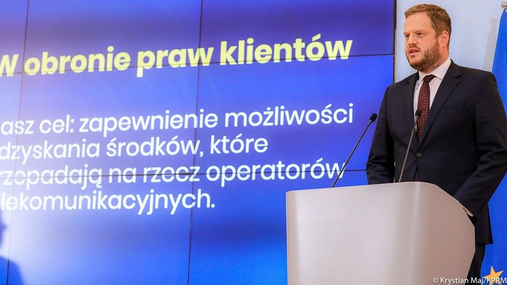 Janusz Cieszyński, sekretarz stanu oraz pełnomocnik ds. cyberbezpieczeństwa w KPRM / fot. Twitter Cyfryzacja KPRM; Konrad Maj