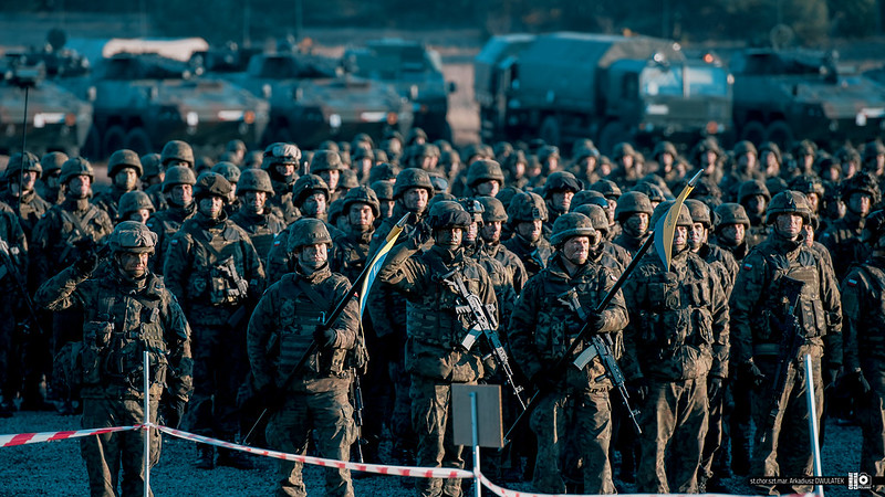 Politico: Polska supermocarstwem europejskim [KOMENTARZ]