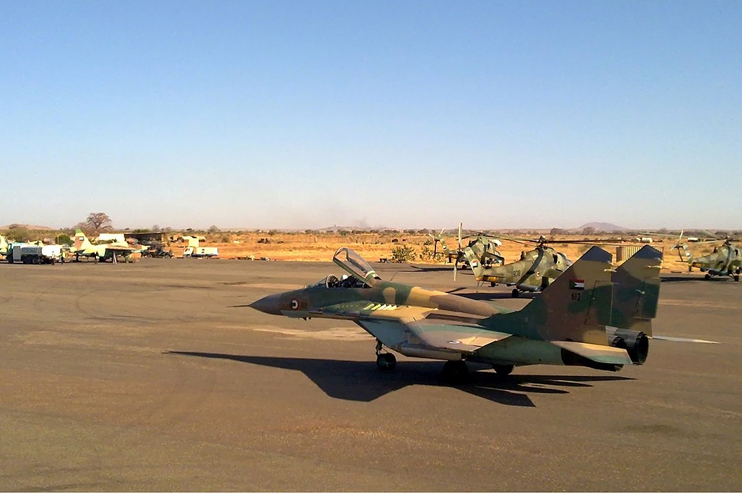 Sudan w ogniu - generałowie walczą o władzę