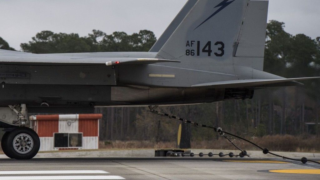 Amerykański F-15C korzystający z systemu BAK-12