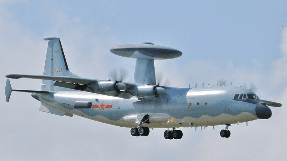 Chiński samolot wczesnego ostrzegania KJ-500 Fot. Alert5 (CC BY-SA 4.0)