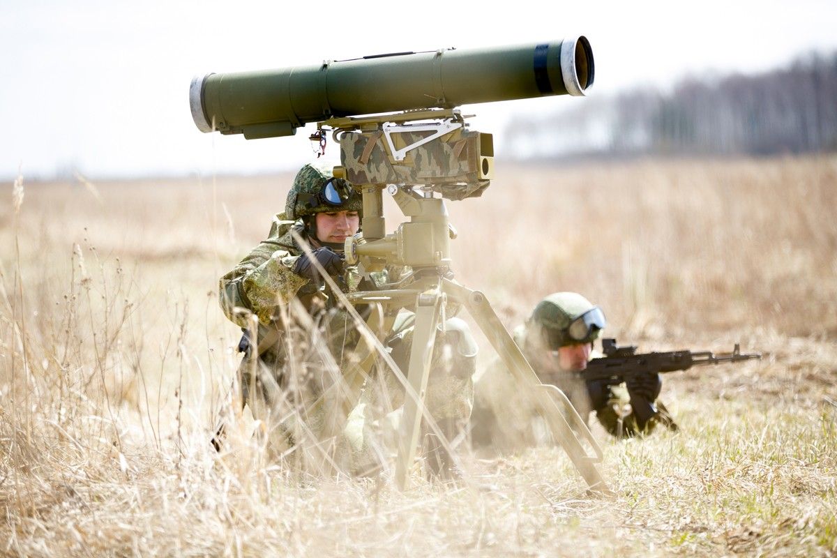 Ciężarówka z rosyjskimi granatnikami i dronami zatrzymana na granicy Rumunii