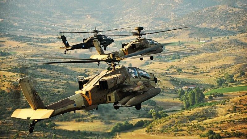 Izraelskie Apache (zdjęcie ilustracyjne)