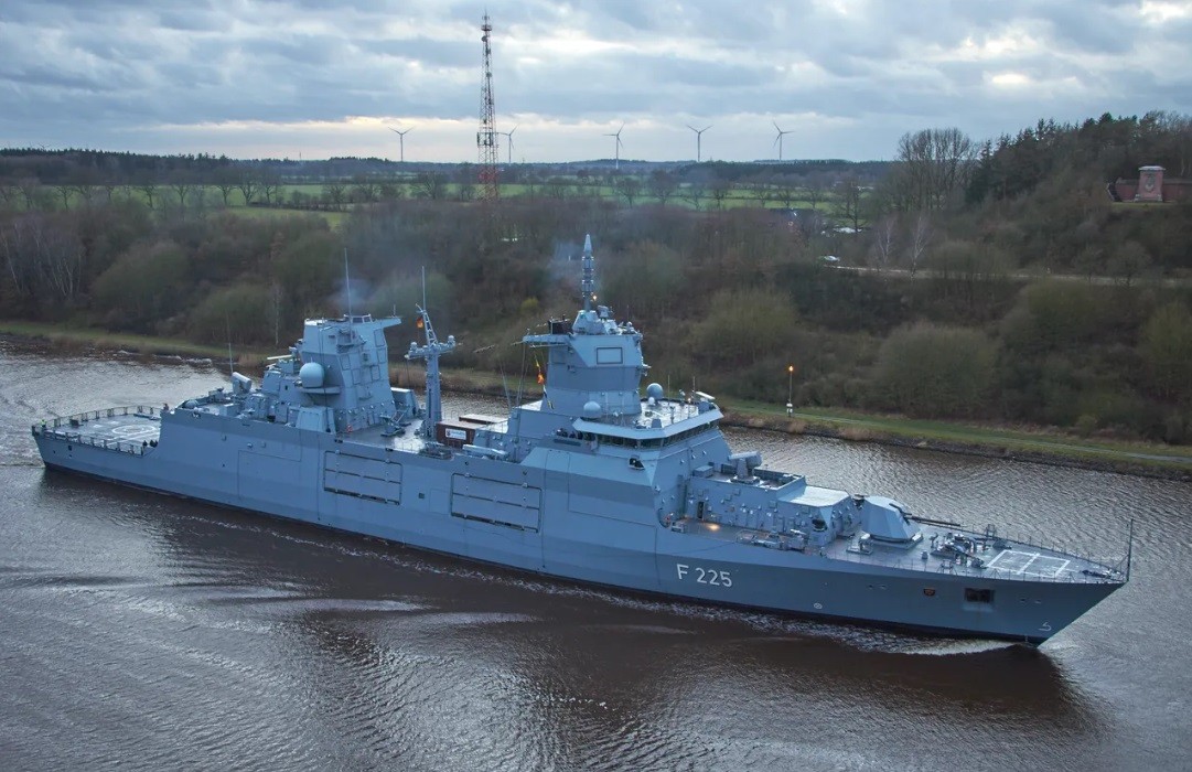 Niemcy: Umowa na fregaty F125 zrealizowana | Defence24