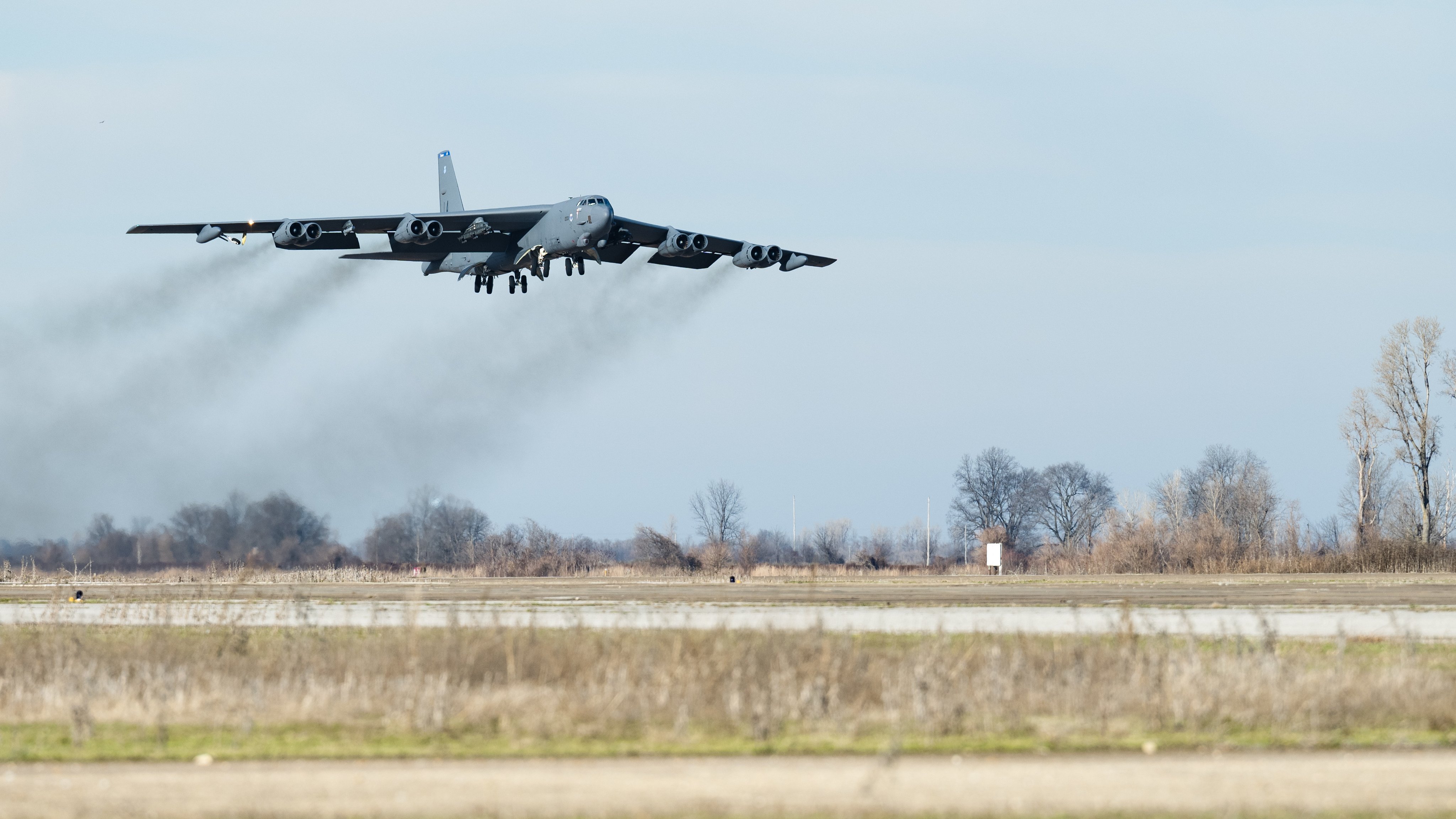 Bombowce B-52 "straszą" reżim Kima