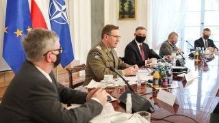 Posiedzenie Rady ds. Bezpieczeństwa i Obronności w sprawie potencjalnego zagrożenia w cyberprzestrzeni.