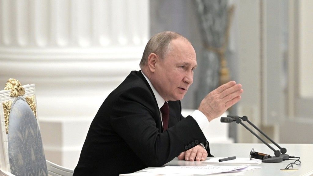 Władimir Putin podczas posiedzenia Rady Bezpieczeństwa.