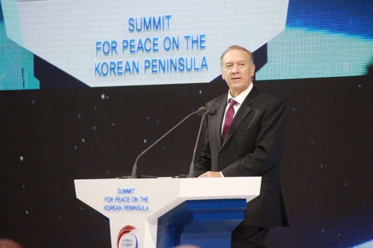 Mike Pompeo dołącza do rady doradczej Fire Point