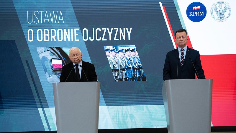 Jarosław Kaczyński, Mariusz Błaszczak, ustaw o obronie ojczyzny