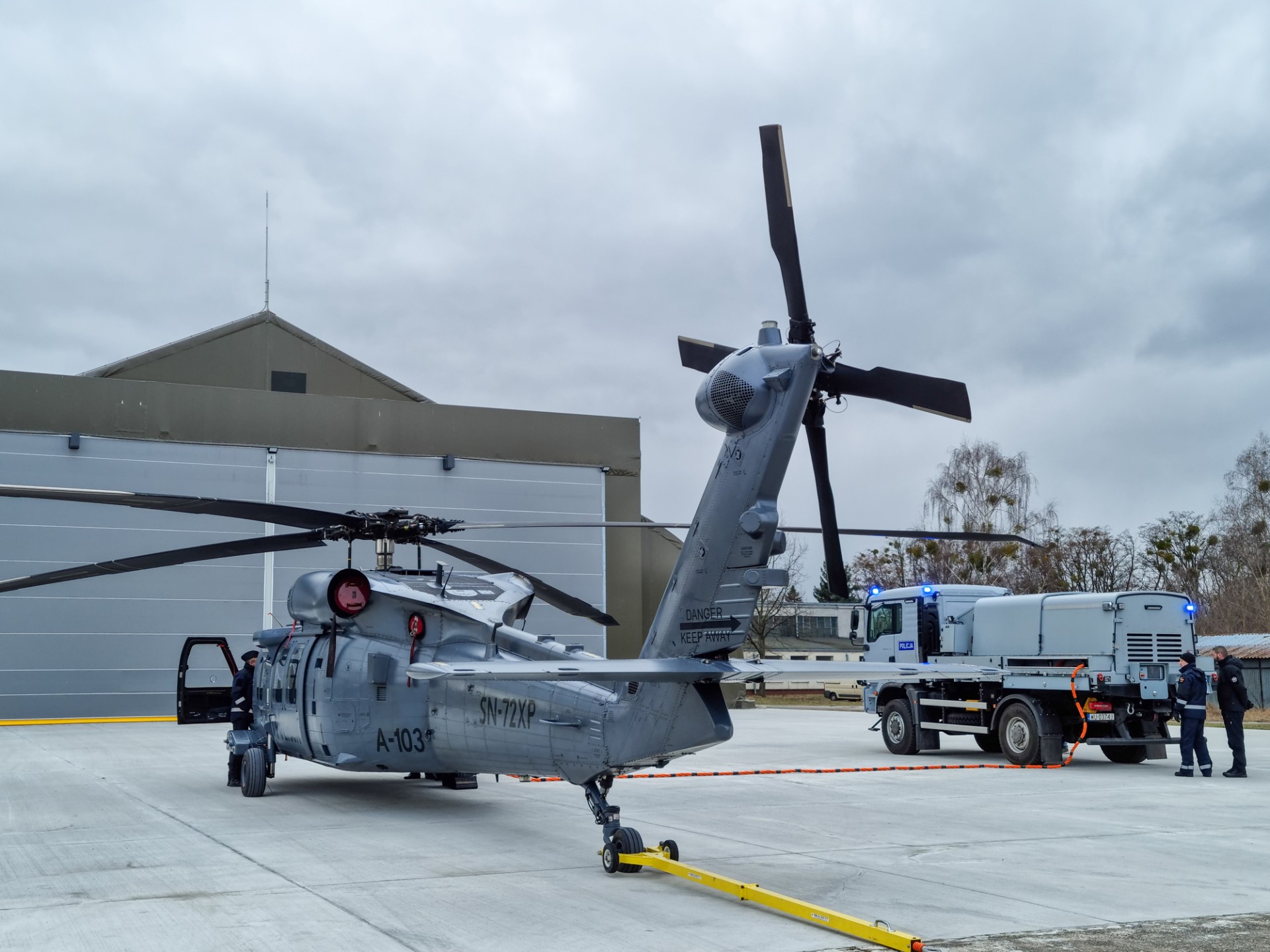 Black Hawk, LUZES, WCBKT