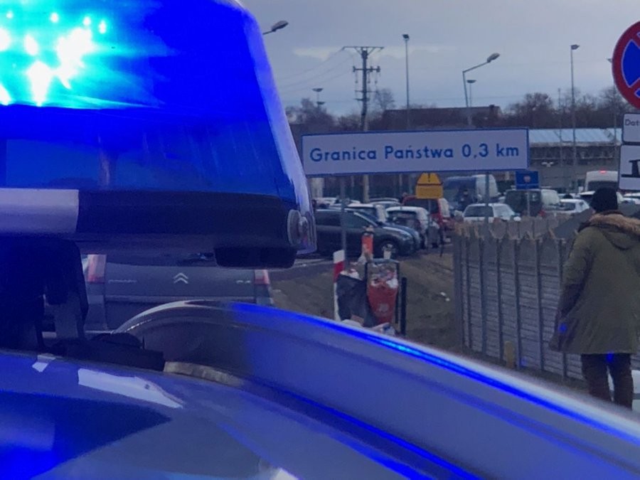 Policja, granica,