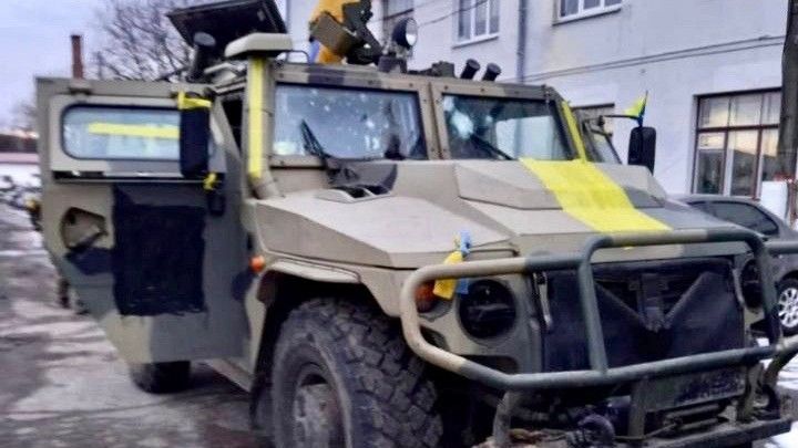 Tigr captured by Ukraine Army