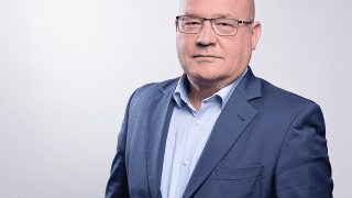 Dariusz Polaczyk; Currency One