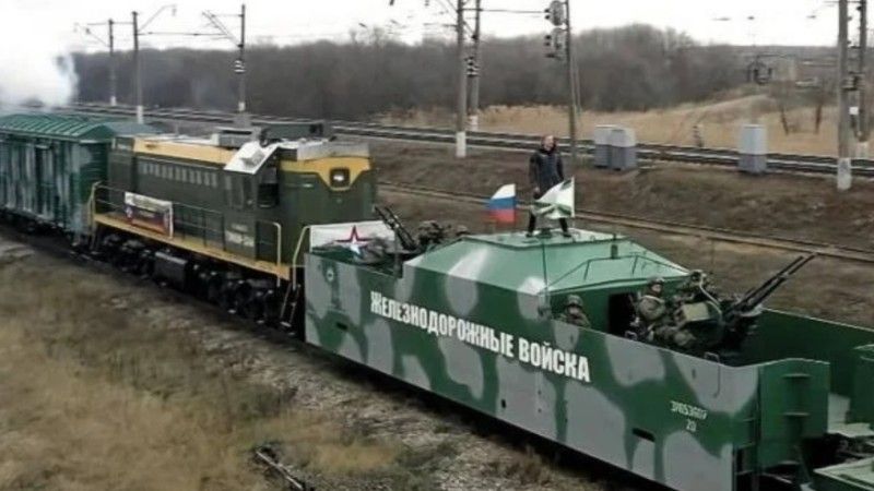 Pierwszy użyty przez Rosjan pociąg pancerny, jak widać nie ostatni