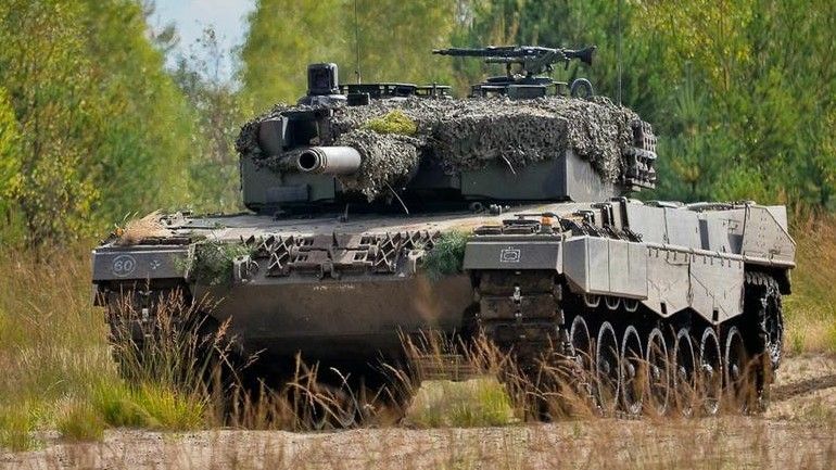 Polish Leopard 2A4 MBT.