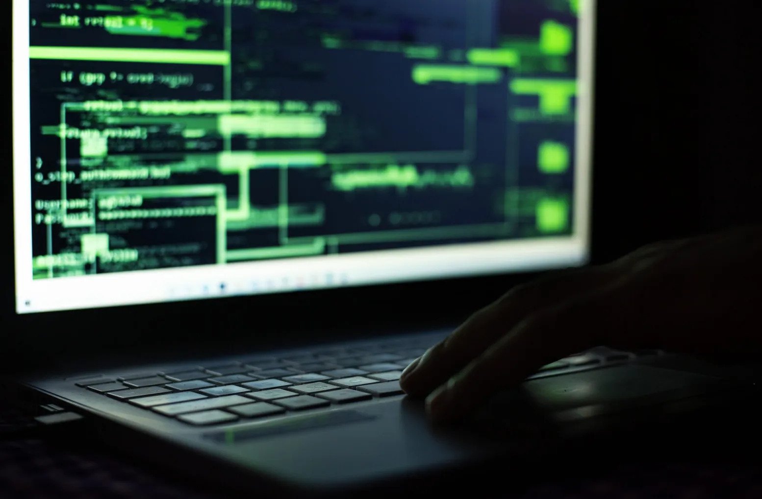 Wywiad powinien dzielić się informacjami z podmiotami prywatnymi?